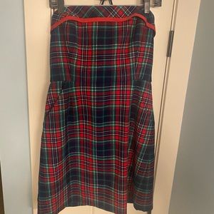 Vineyard Vines woman’s strapless holiday dress